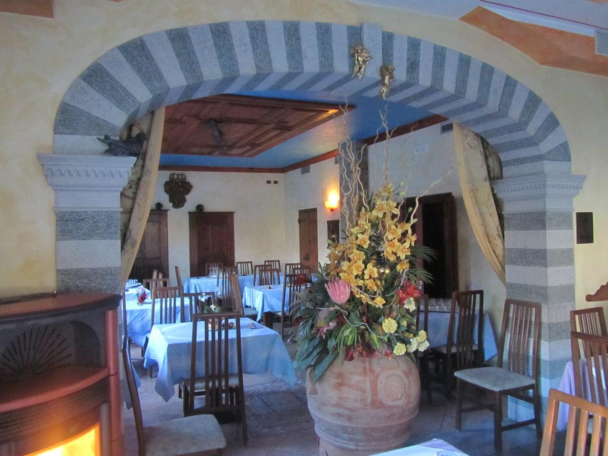 Albergo Ristorante Conca Azzurra Colico Buitenkant foto