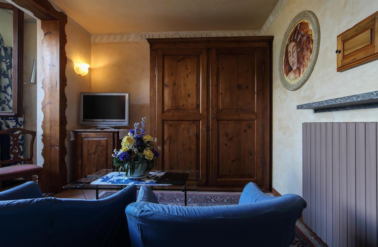 Albergo Ristorante Conca Azzurra Colico Buitenkant foto