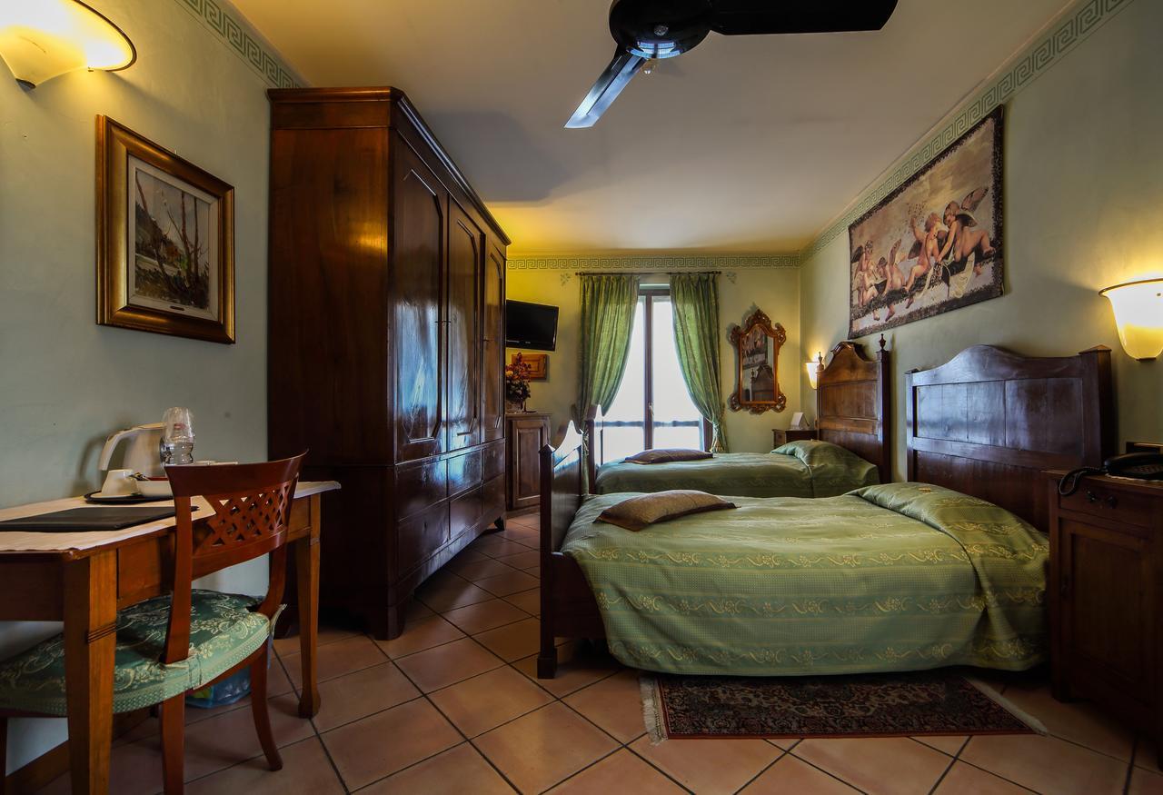 Albergo Ristorante Conca Azzurra Colico Buitenkant foto